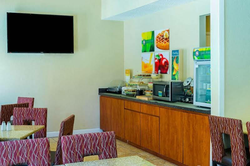 Quality Inn & Suites Miramar Beach Eksteriør billede